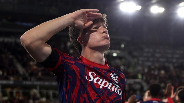 配资网app官方最新版本介绍 法比安：齐沃取得成就是理所应当的；我要保持状态以击败国米